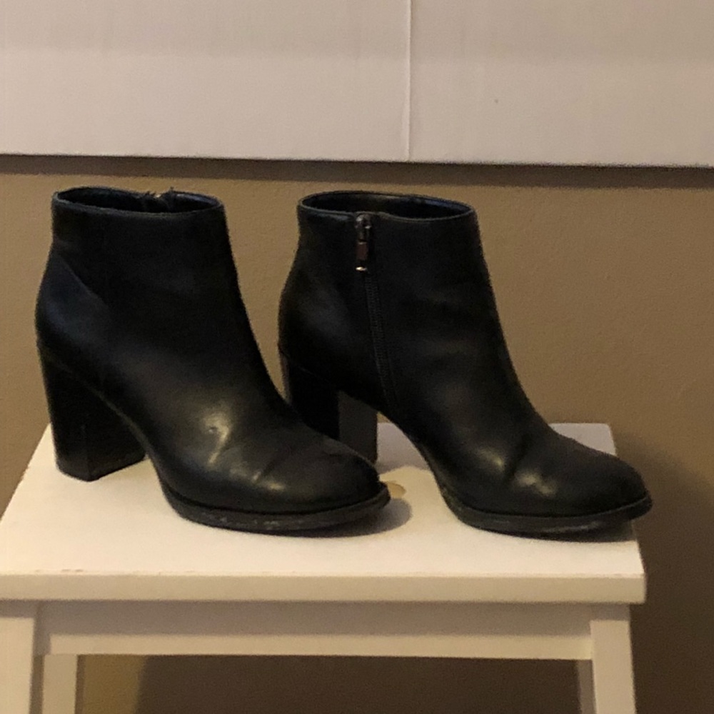 Ankle boots